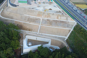 東海北陸自動車道　上野西工事