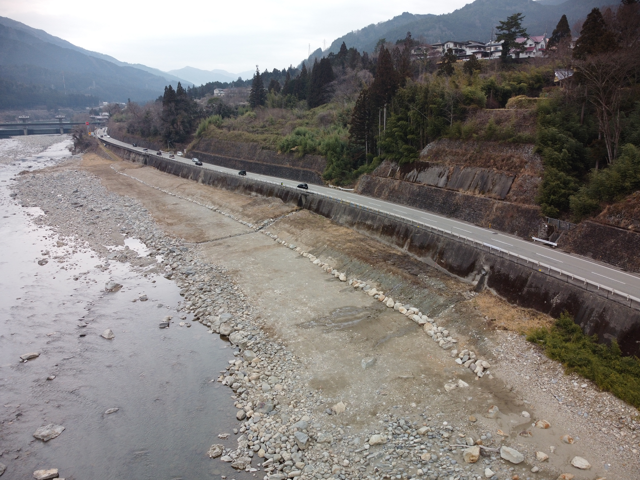 東上田河川